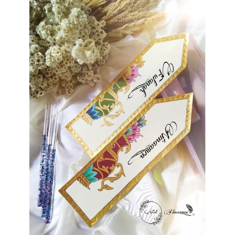 

BOOKMARK (PEMBATAS BUKU) ORNAMEN CUSTOM + NAMA HIASAN CANTIK