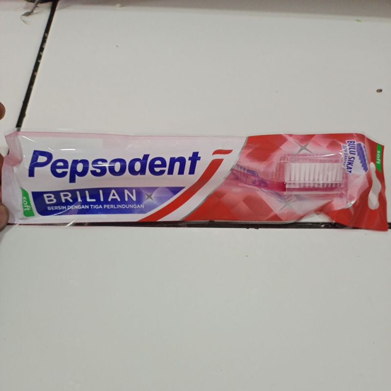 Sikat Gigi Pepsodent Brilian