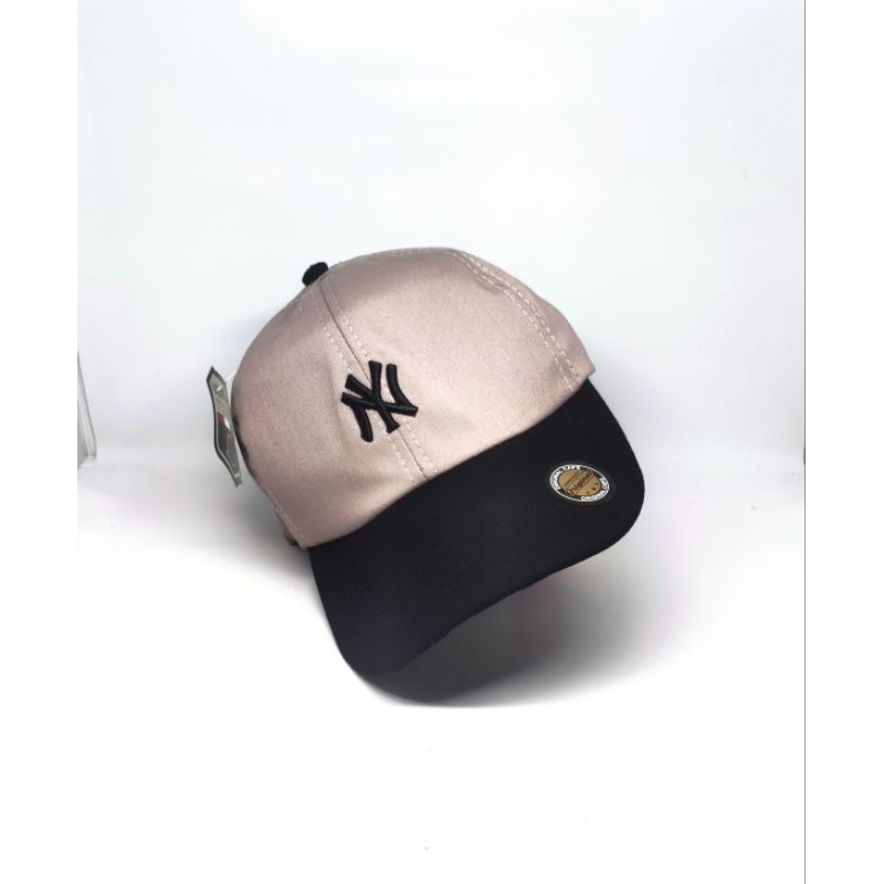 TOPI PREMIUM + TOPI KEREN + TOPI DISTRO + TOPI COWOK-CEWEK