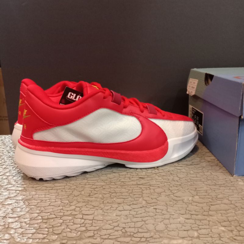 SEPATU BASKET PREMIUM FREAK 5 WHITE RED