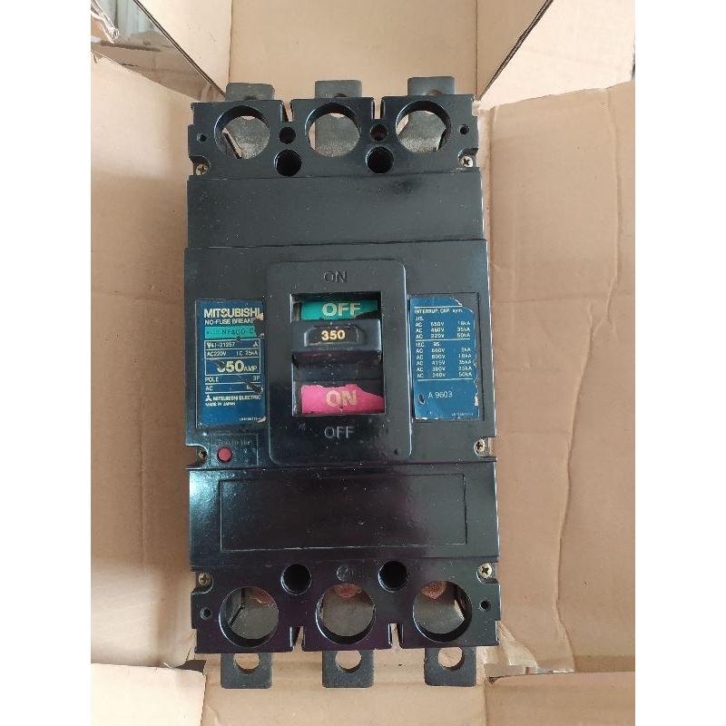 NFB Mitsubishi 350A 3P second kondisi 85% lebih