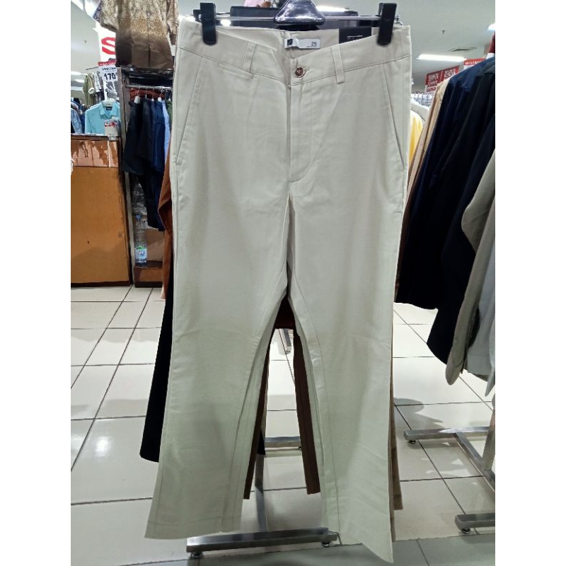celana chinos panjang larusso