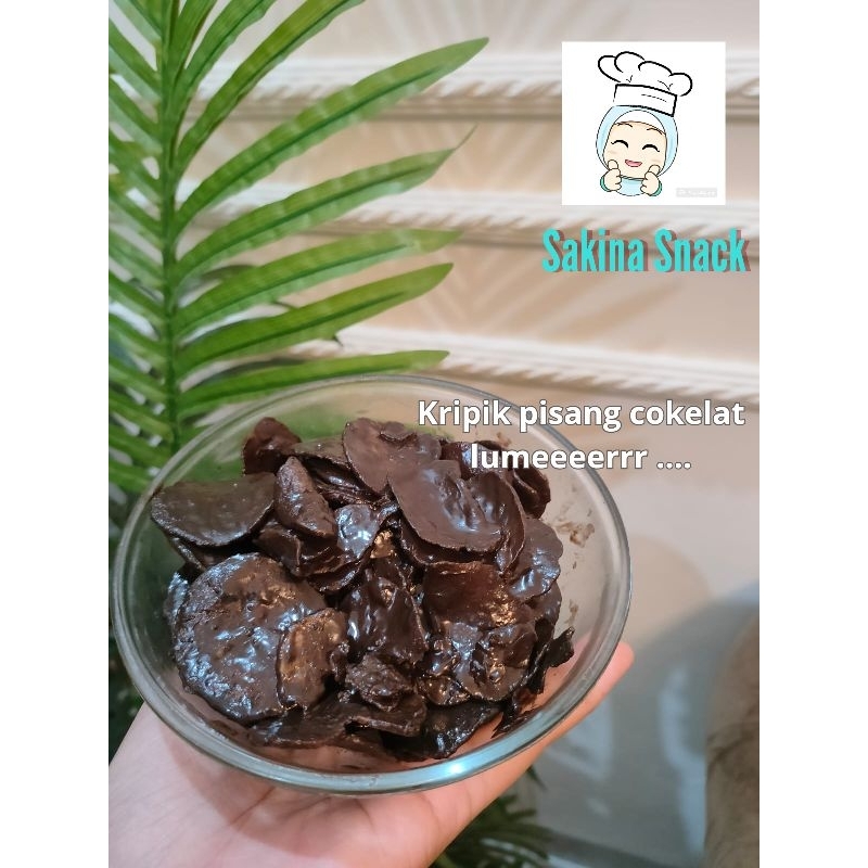 kripik pisang lumer cokelat keju almond