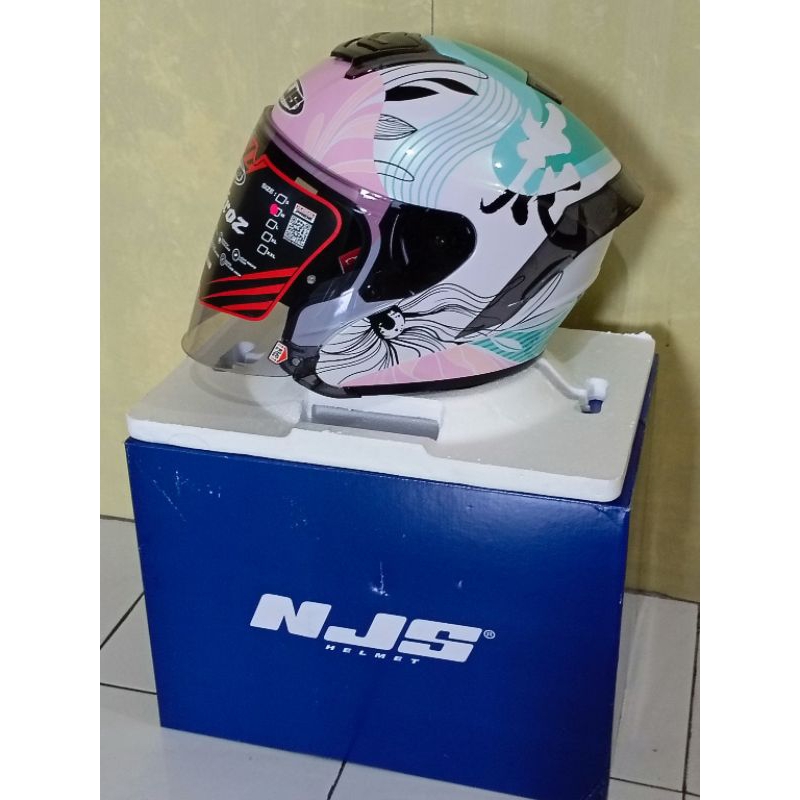Helm Njs Kairoz V2 Camelia