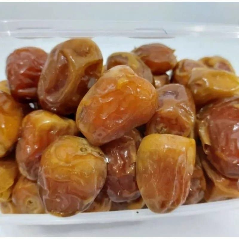 

Kurma Sukari Kurma Susu Kurma Raja Basah 500gr Premium Dates