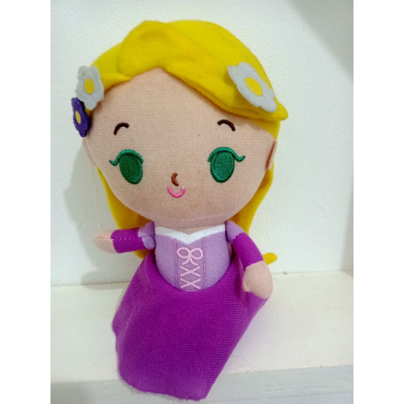 mainan boneka Rapunzel