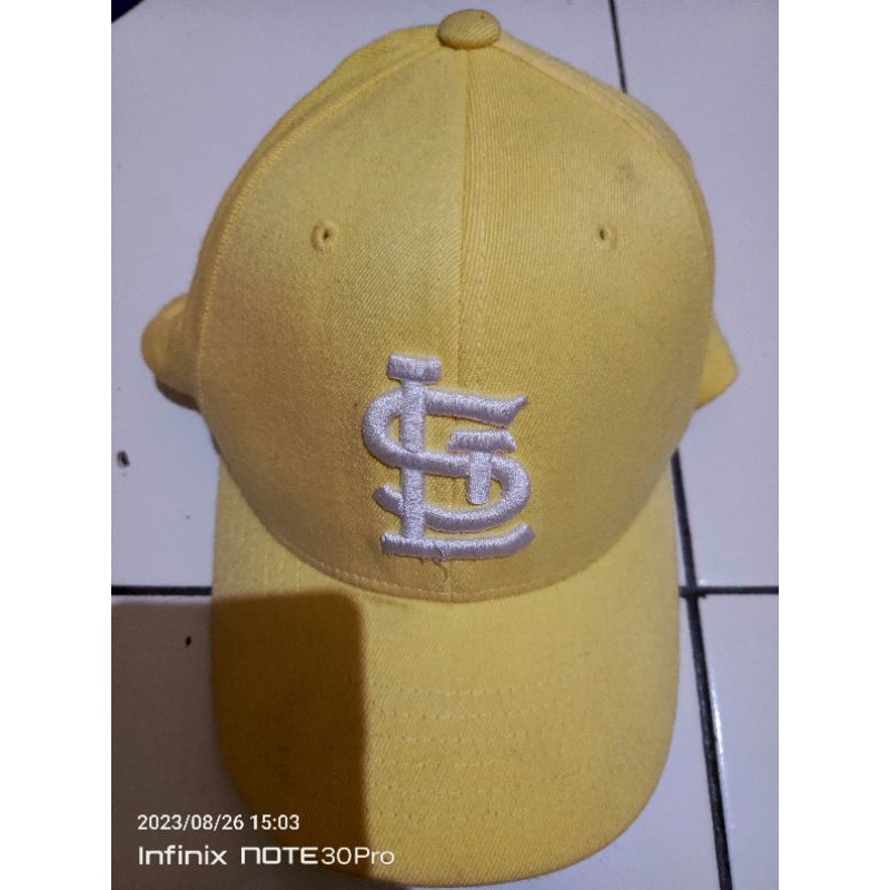 Topi LST Cardinal MLB size XS -S