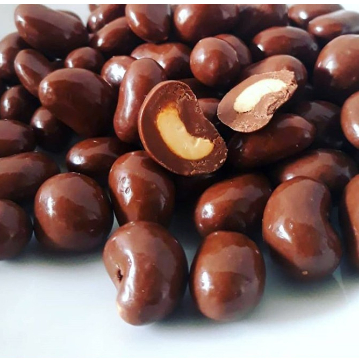 

Ready Coklat Mede 500 gram / Coklat lezat isi kacang mede setengah kilo