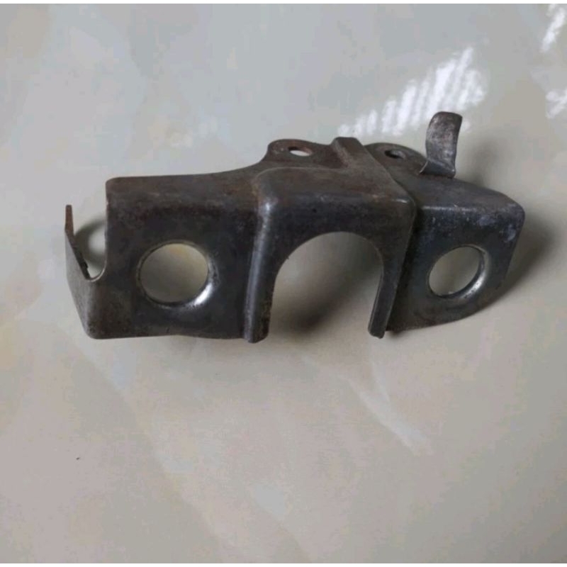 Breket  Stop Lamp Lampu Belakang Yamaha Alfa