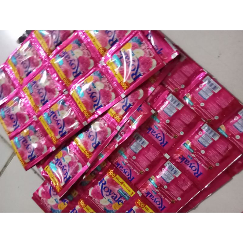 ROYAL SOKLIN 4 RENCENG 48 SACHET NETTO 13ML