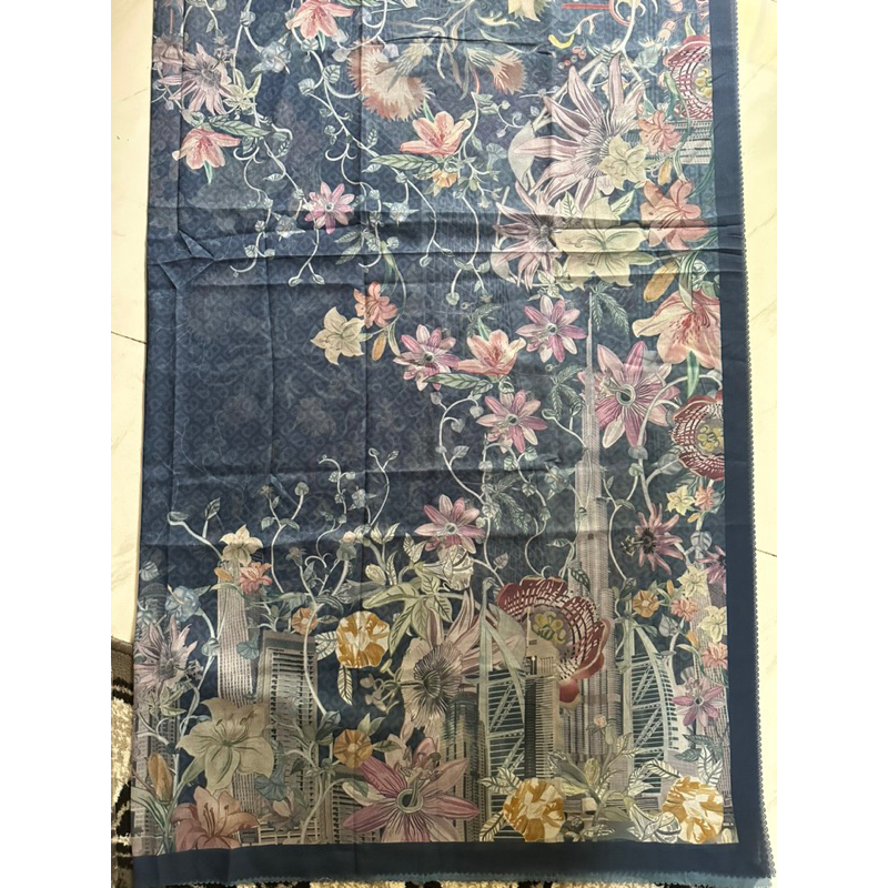 Buttonscarves series Dubai XL Navy