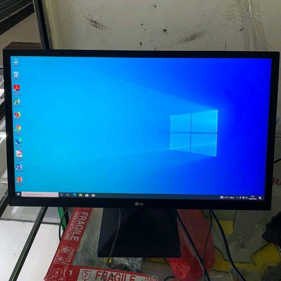 MONITOR LG 24 INCHI FULL HD RESOLUSI 1920*1080 SUDAH HDMI