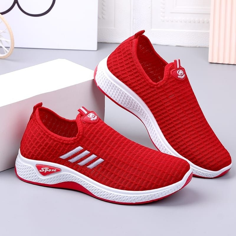 SEPATU SNEAKERS WANITA SLIP ON, SW19N