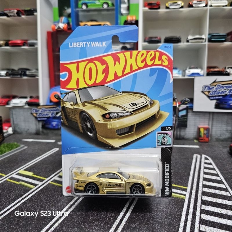 Hotwheels LB Super Silhouette Nissan Silvia (S15) Gold