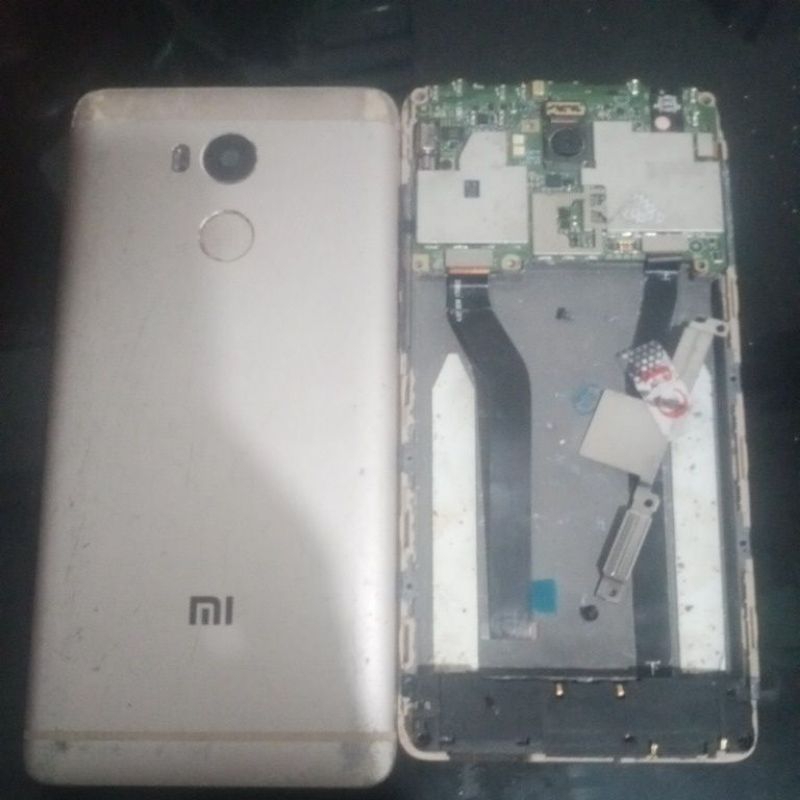 xiomi redmi 4 prime lcd pecah mesin normal
