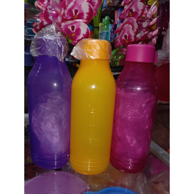 Tupperware Groovy Bottle 750ml