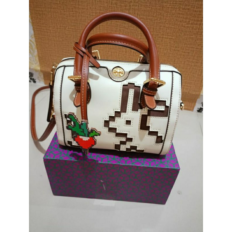 tas gosh pl tortor kelinci Pl