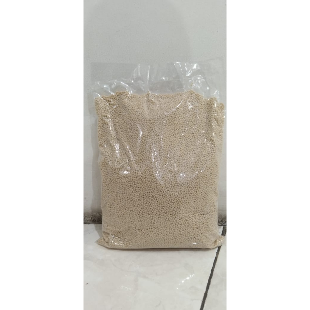 

DAAL URAD WHITE WHOLE 1KG