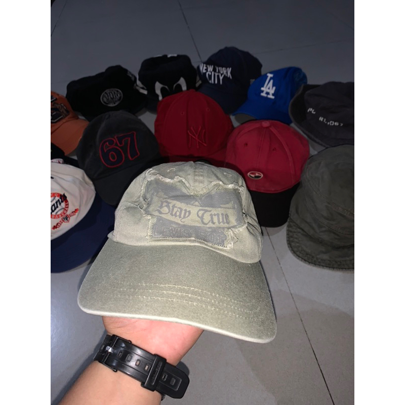 Topi Levis 501