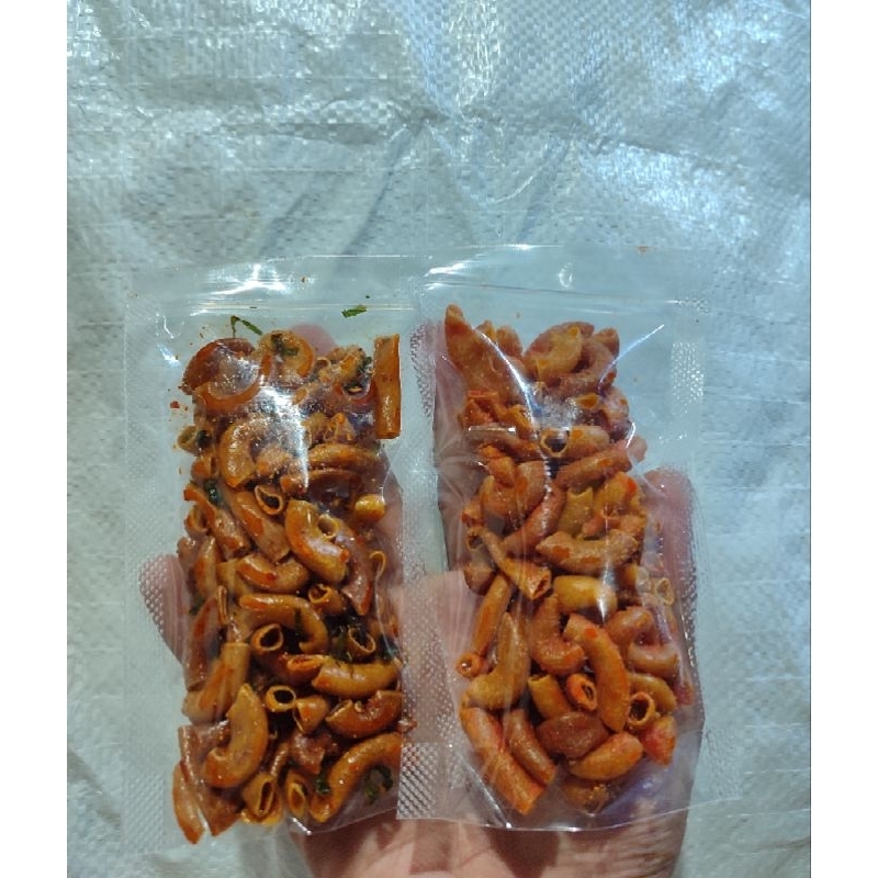 

Makaroni Balado Pedas Daun Jeruk Murah Meriah