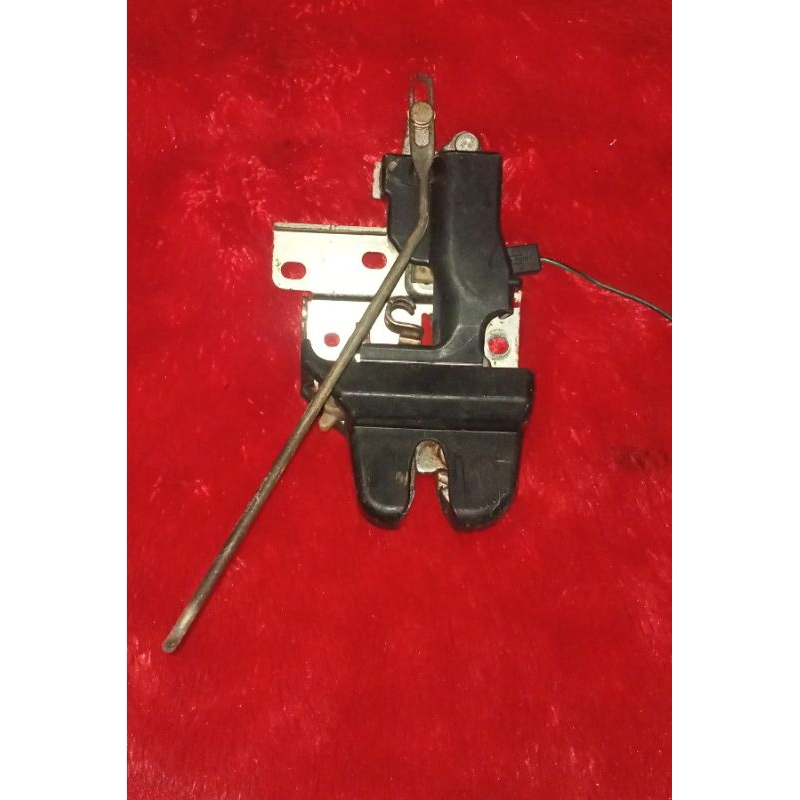 door lock bagasi mitsubishi galant hiu