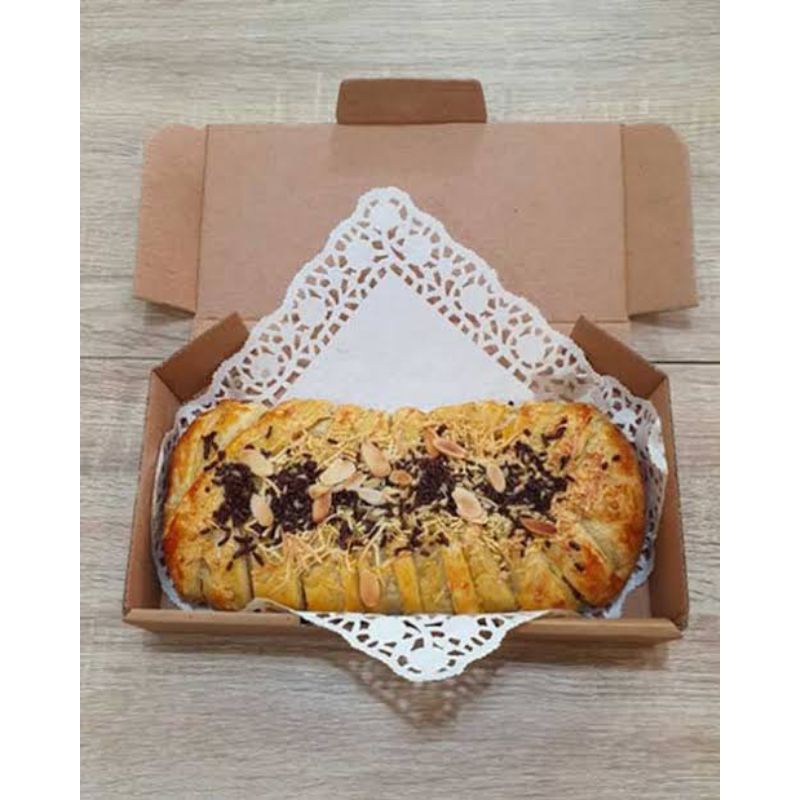 

Strudel banana atau Strudel beeff