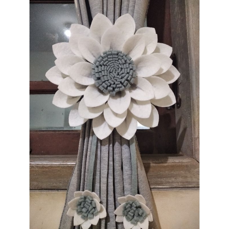 ikat gorden bunga flanel/tali gorden (putih tulang+silver)