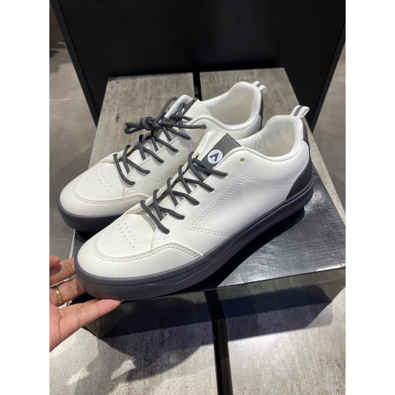 AIRWALK sale 70% original FRM Store