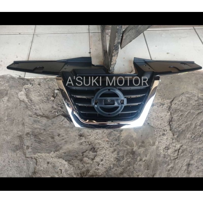 grill bemper depan nissan juke 2012