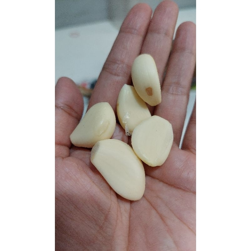 

bawang putih kupas