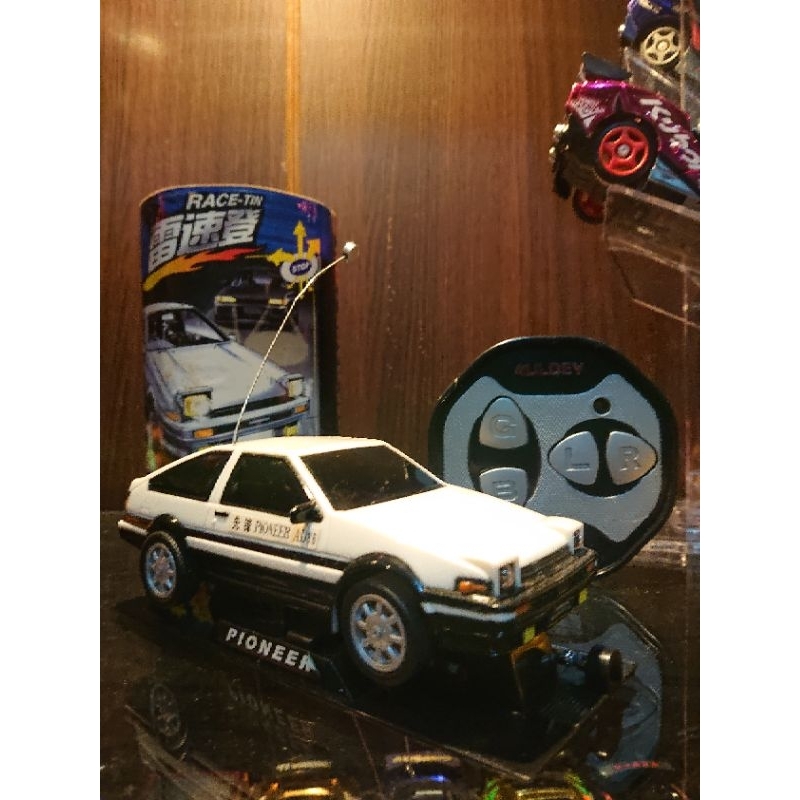 auldey race tin gen 1 toyota trueno AE86 INITIAL D