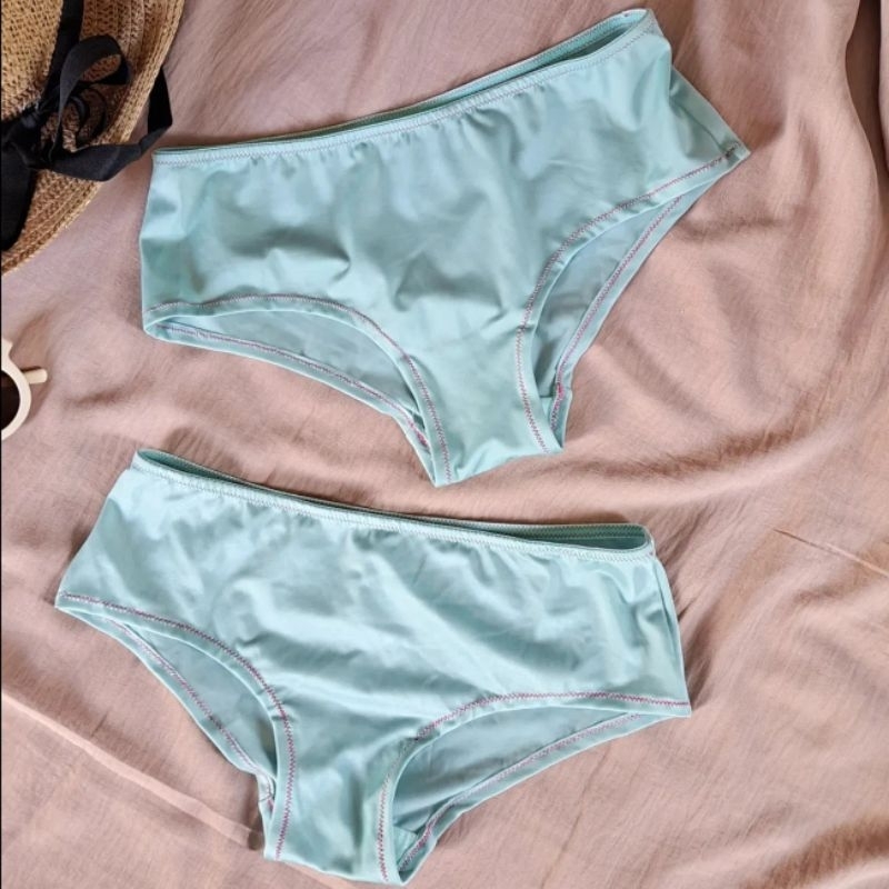 Celana dalam wanita Amitie size S