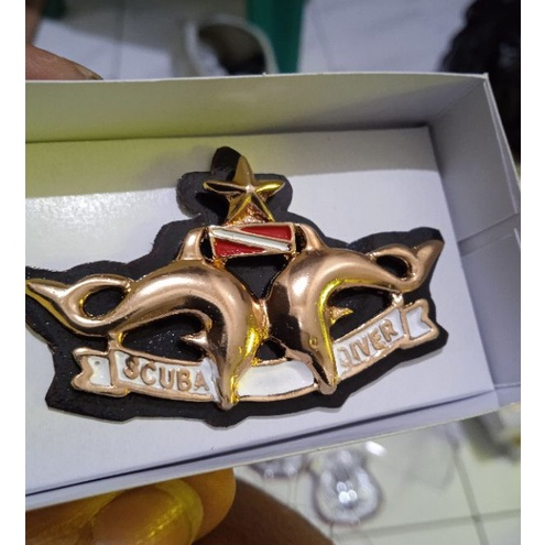 brevet wing pin scuba diver lis hitam