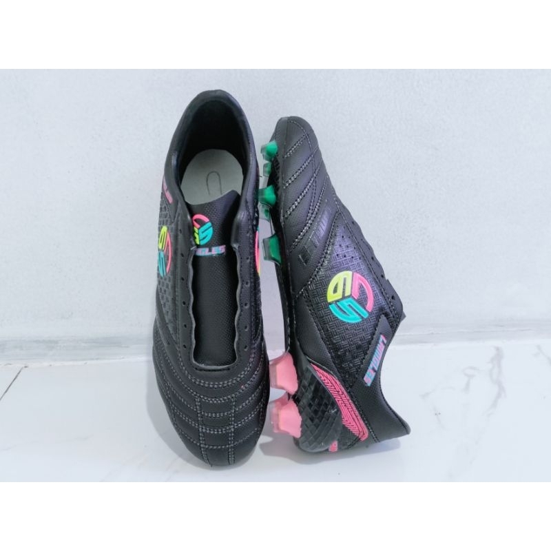 Lamgles -Sepatu Bola Lamgles 3G FG One Sport BLACK Pink Made In Indonesia Original