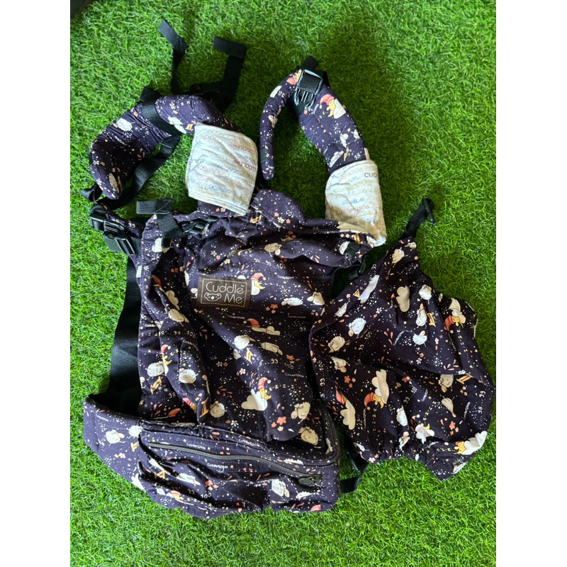 Preloved hipseat cuddle me sheep