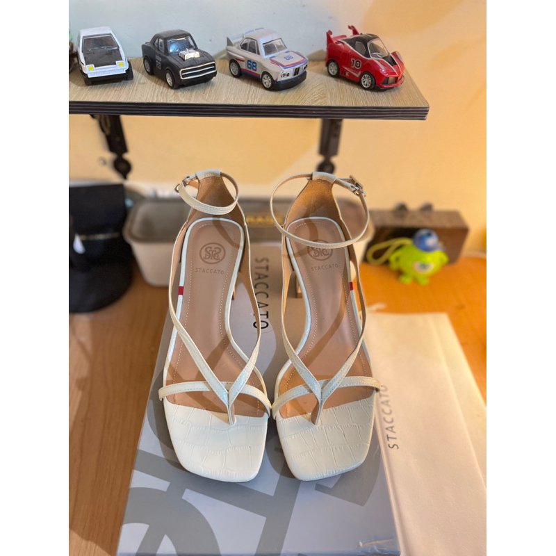 preloved heels staccato size 37