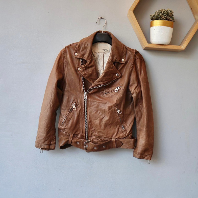 Jaket kulit asli cewek ramones outer kulit Pl bekas preloved second