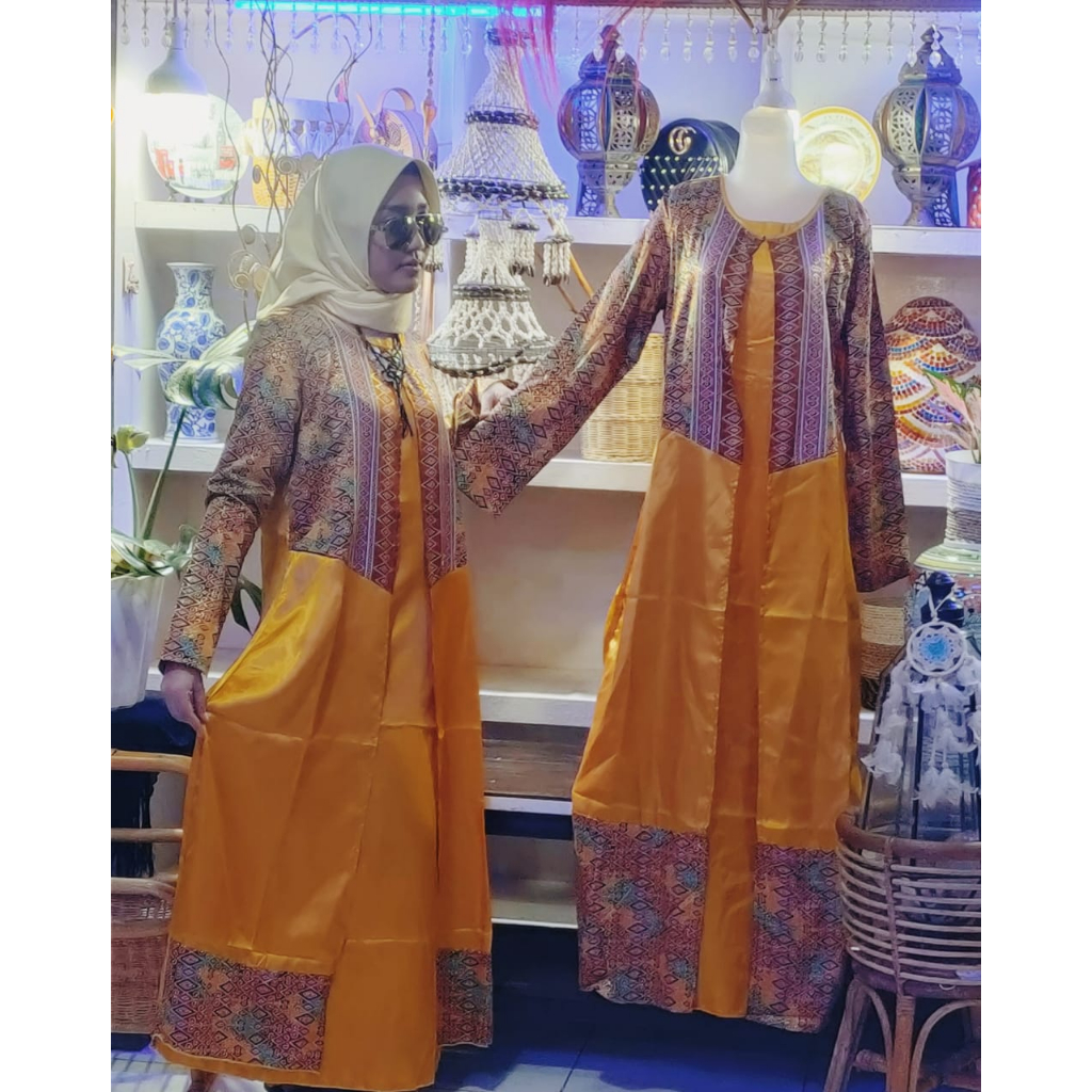 Gamis Wanita Muslim  Model Batik Mewah