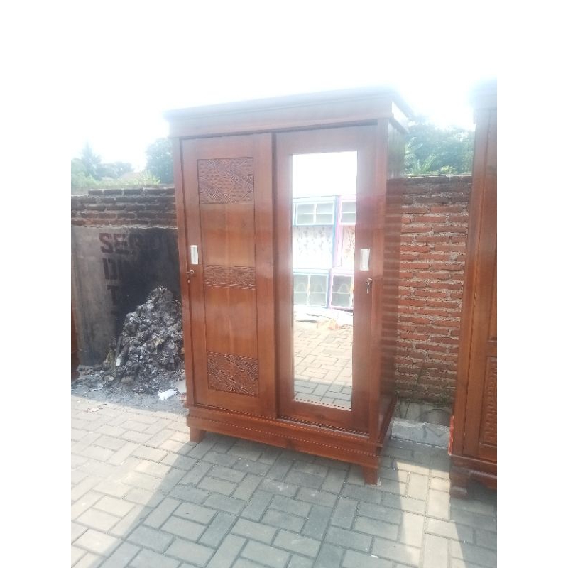 lmari 2.pintu sleding kayu jati.lemari pakayan sleding pintu geser.kayu jati.