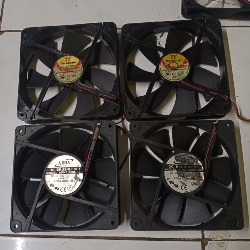 Kipas fan 14cm 12volt 0,44/0,70 amper