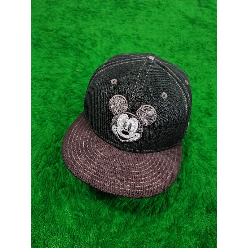 TOPI SNAPBACK FITTED DISNEY X NEW ERA