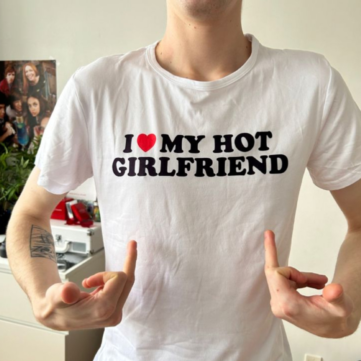 I Love My Hot Girlfriend I Love My Girlfriend T-shirt - I Love My Boyfriend Tshirt Kaos I Love My Gi