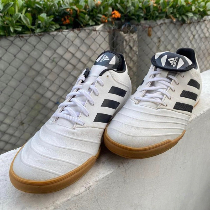 Sepatu Adidas Copa 18.3