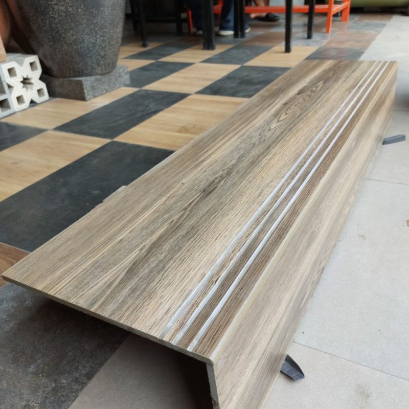 granit anak tangga motip kayu ricewood brown grace