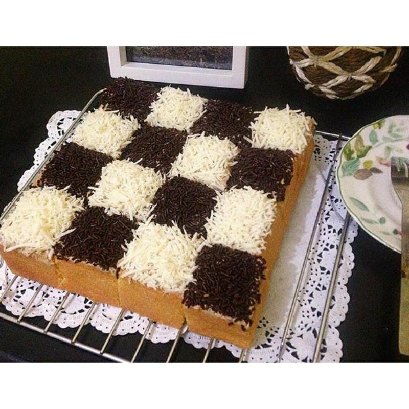 

(PO) Bolu Jadul Sponge Cake/ Tart Cheese Toping Meses