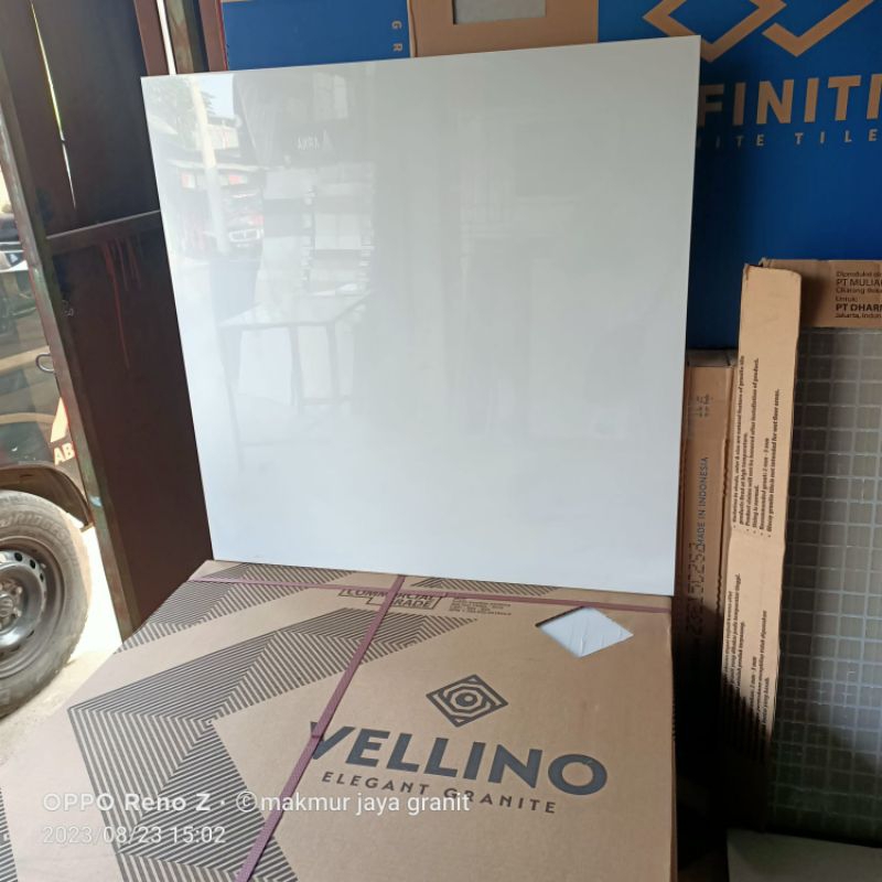 granit lantai 60x60 putih polos super white