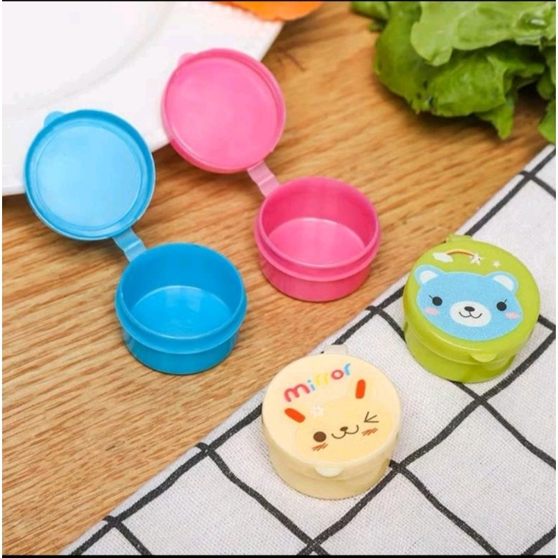 Cup saus bento mini, botol saus kecap bento bekal mini, cup saus bekal anak.