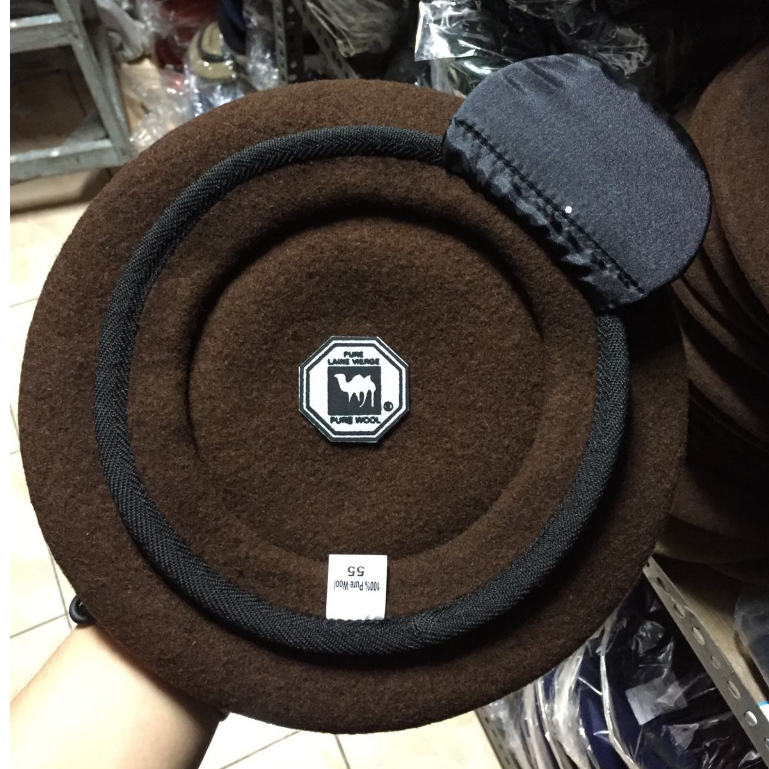 Baret AKMIL Camel Asli Logo Onta Hitam
