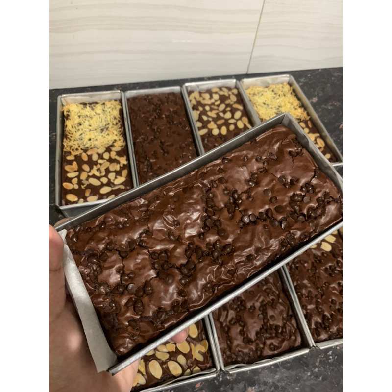 

Premium Fudgy Brownies