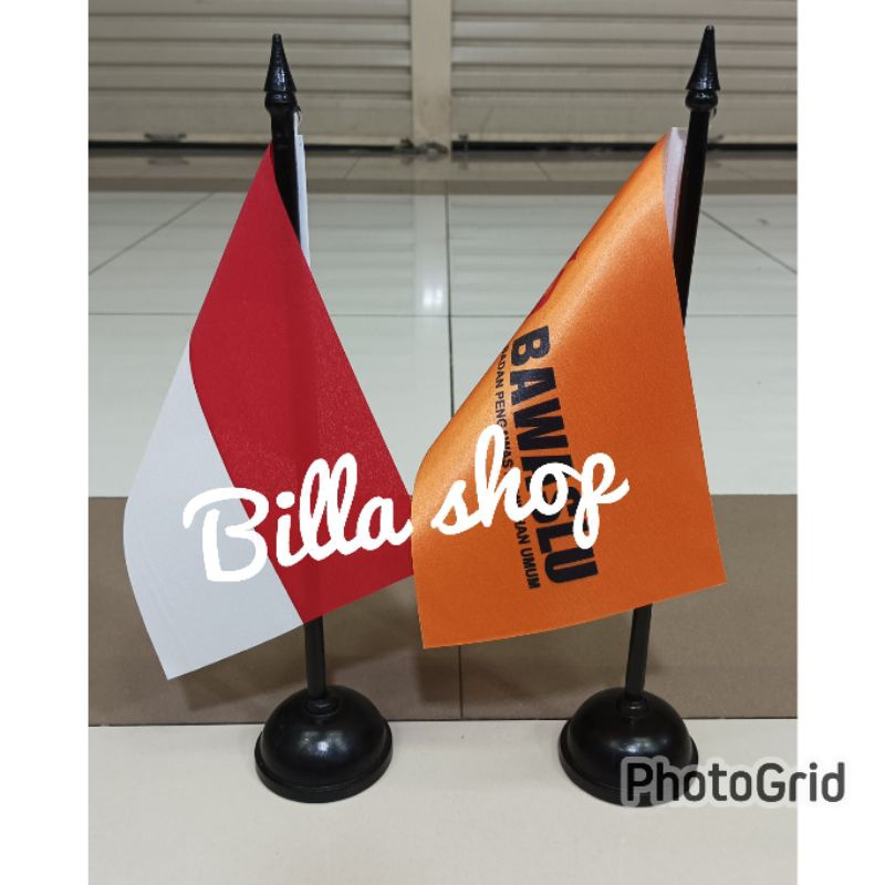 

Tiang kayu meja + Bendera Merah putih dan Bawaslu